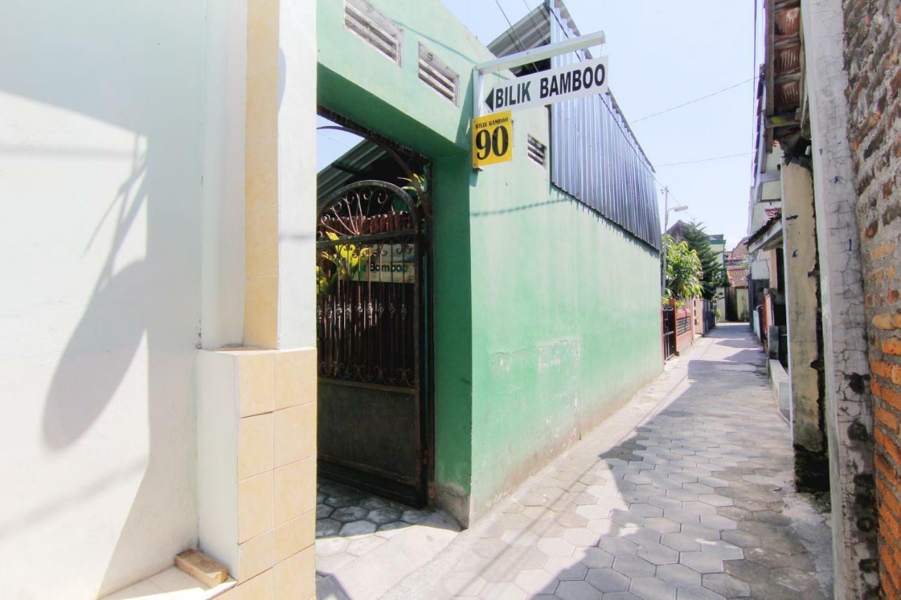 Bilik Bamboo Hostel Yogyakarta Exterior foto